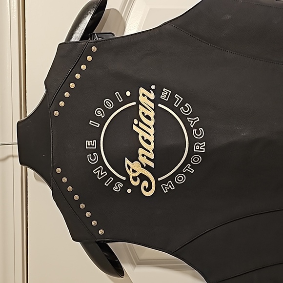 Indian Vest - Picture 2 of 5